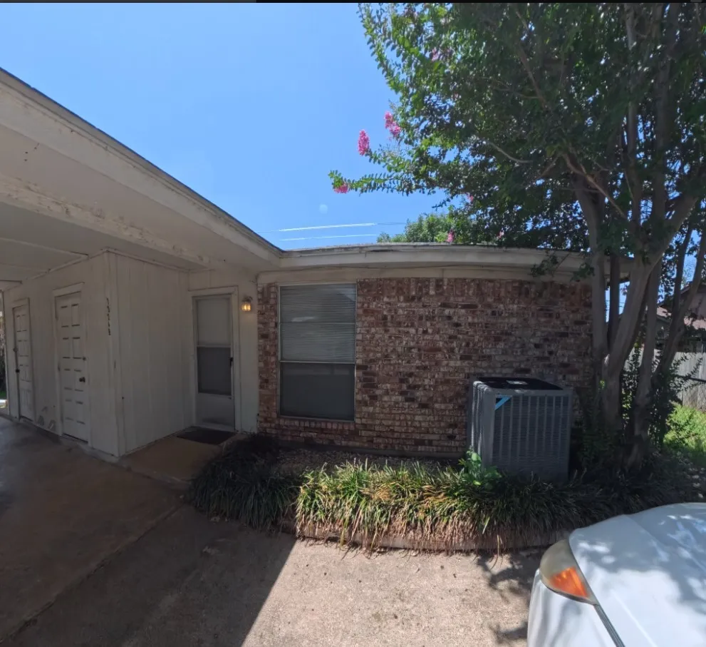7324 Davis Boulevard #B North Richland Hills, TX 76182