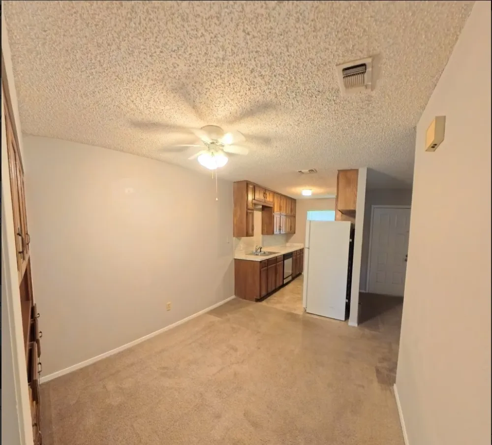 7324 Davis Boulevard #B North Richland Hills, TX 76182