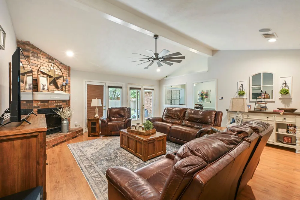 2910 Cortez Court College Station, TX 77845