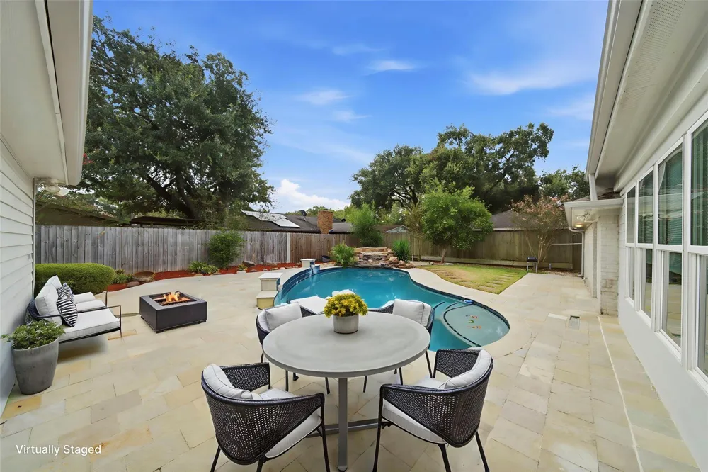 3411 Point Clear Drive Missouri City, TX 77459