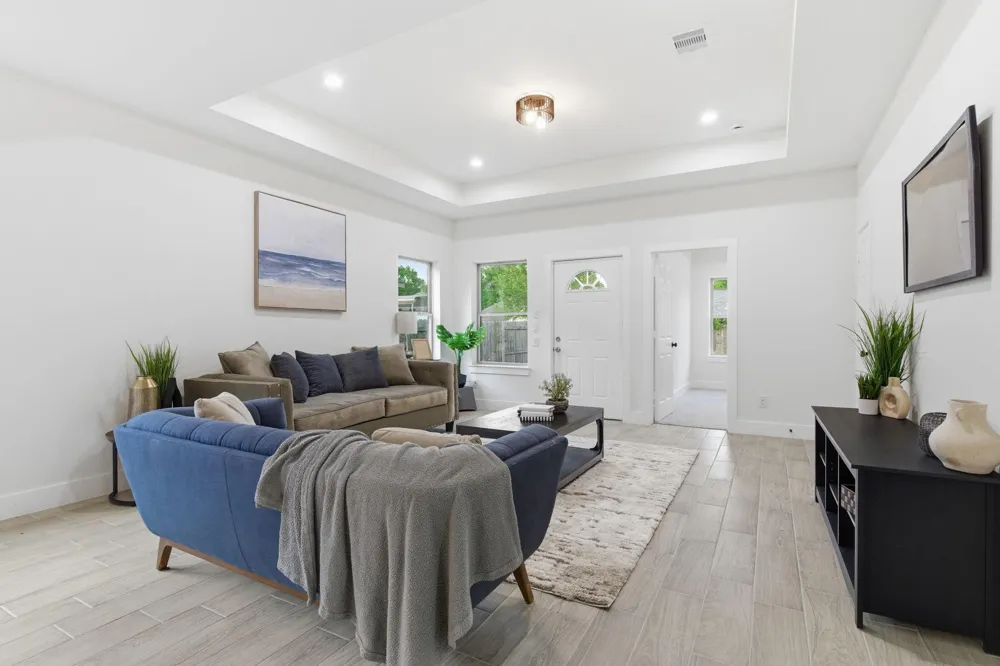 1105 W Lyle Street Cleveland, TX 77327