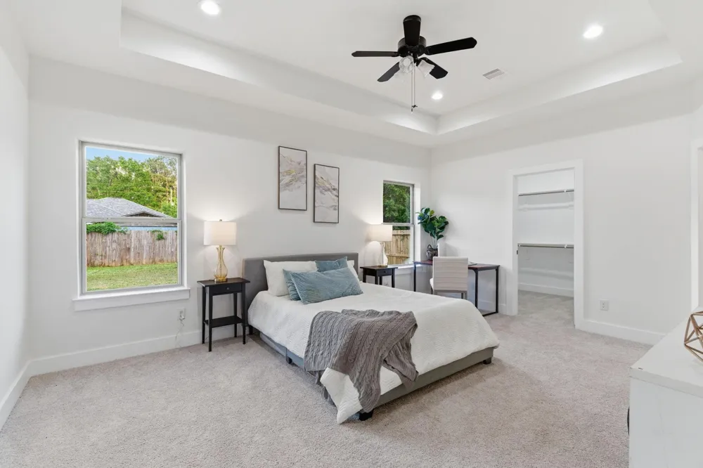 1105 W Lyle Street Cleveland, TX 77327