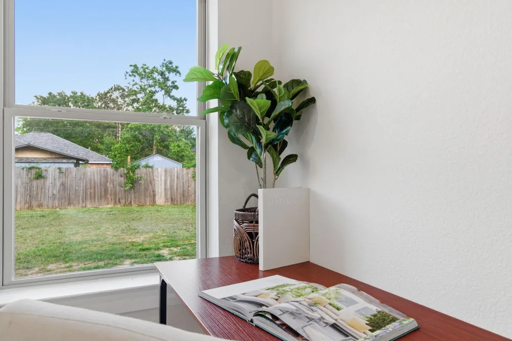 1105 W Lyle Street Cleveland, TX 77327