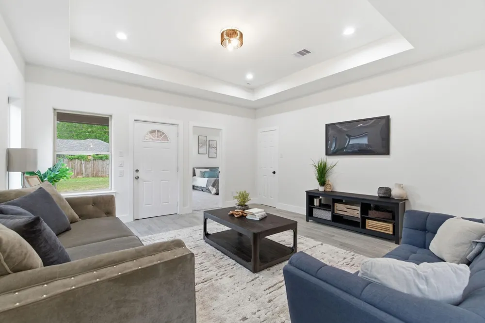 1105 W Lyle Street Cleveland, TX 77327