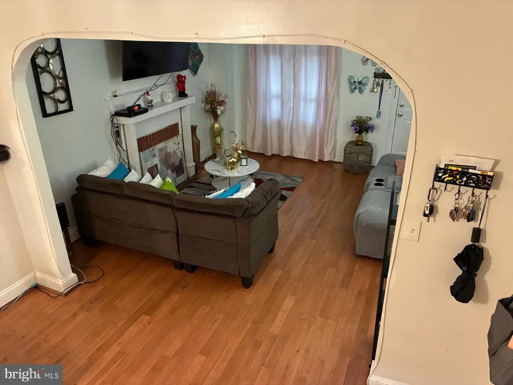 603 E 36TH Baltimore, MD 21218