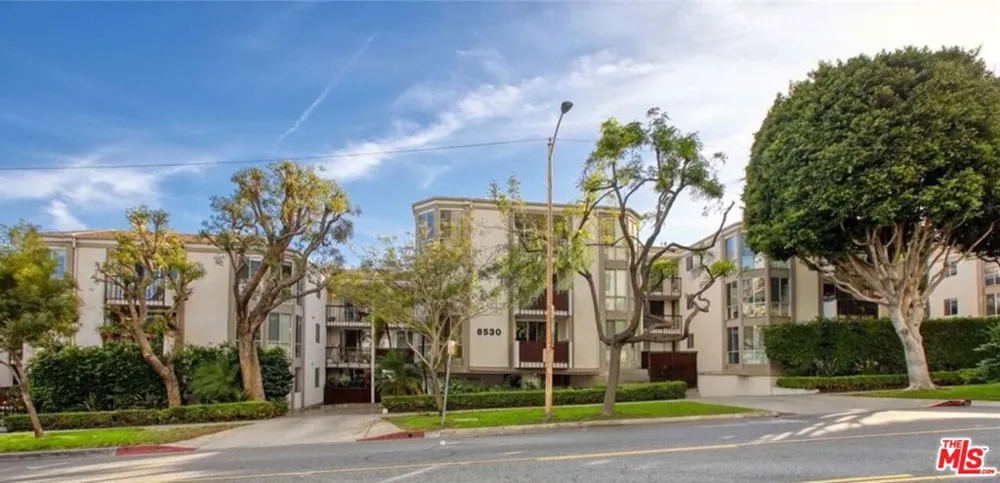 8530 Holloway Drive #222 West Hollywood, CA 90069