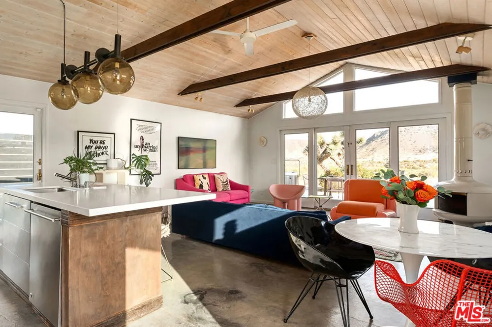 52733 Oak Drive Pioneertown, CA 92268