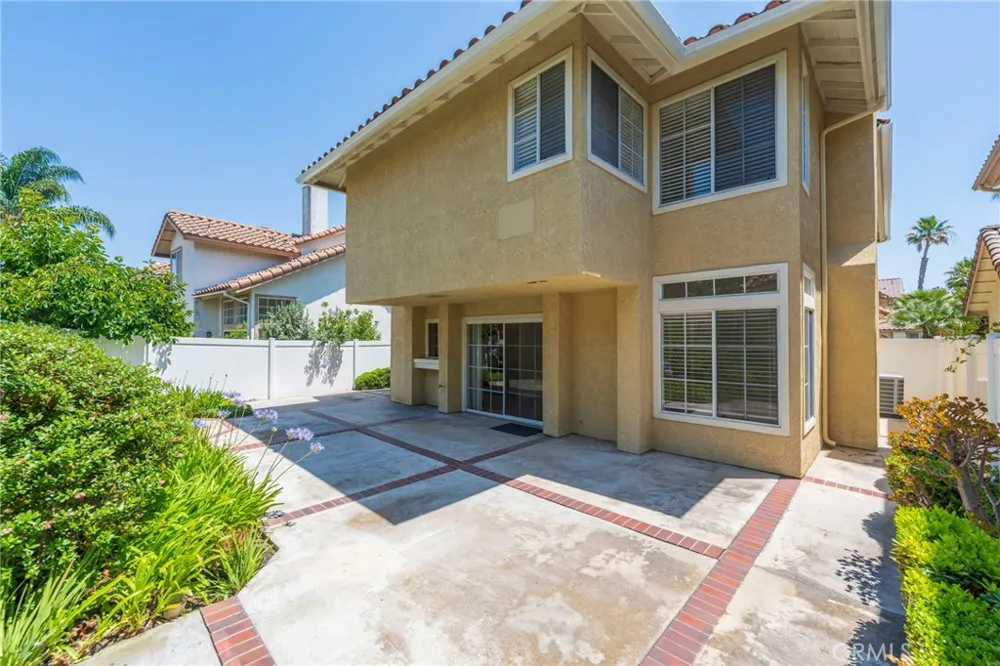 26371 Eva Laguna Hills, CA 92656