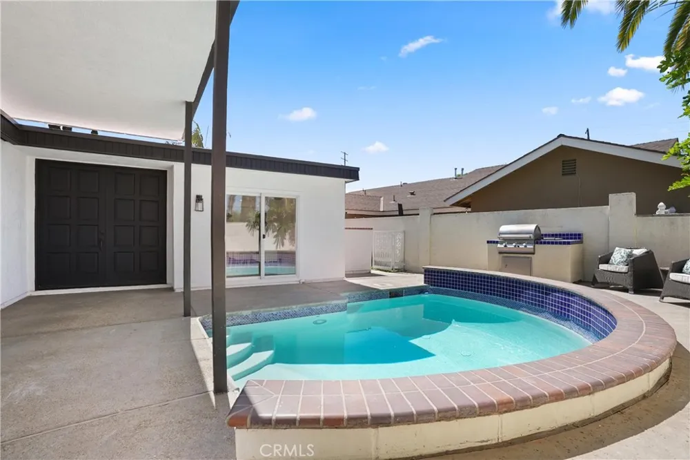 1712 Glenview Avenue Anaheim, CA 92807