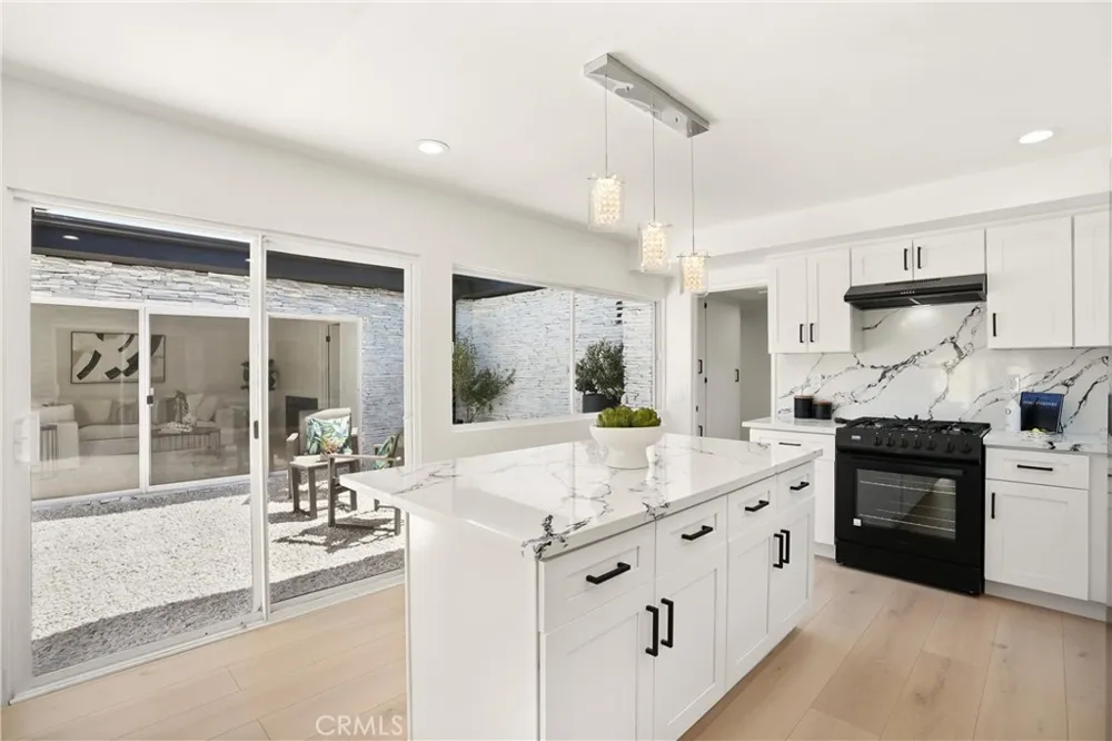 1712 Glenview Avenue Anaheim, CA 92807