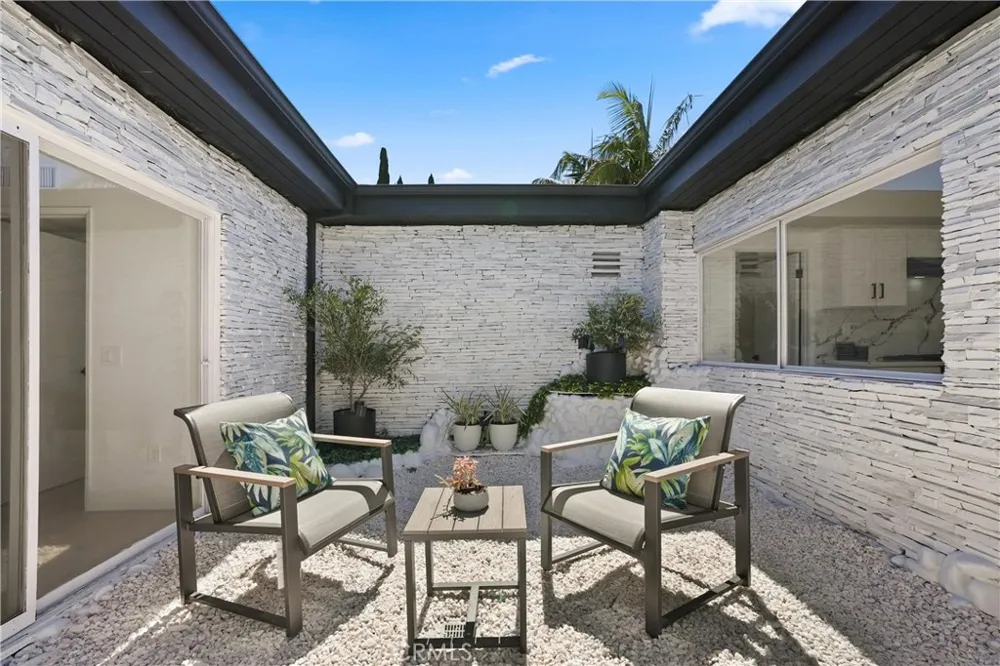 1712 Glenview Avenue Anaheim, CA 92807