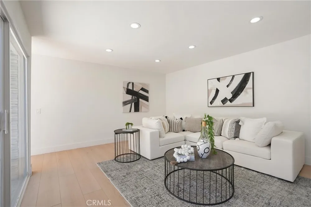 1712 Glenview Avenue Anaheim, CA 92807