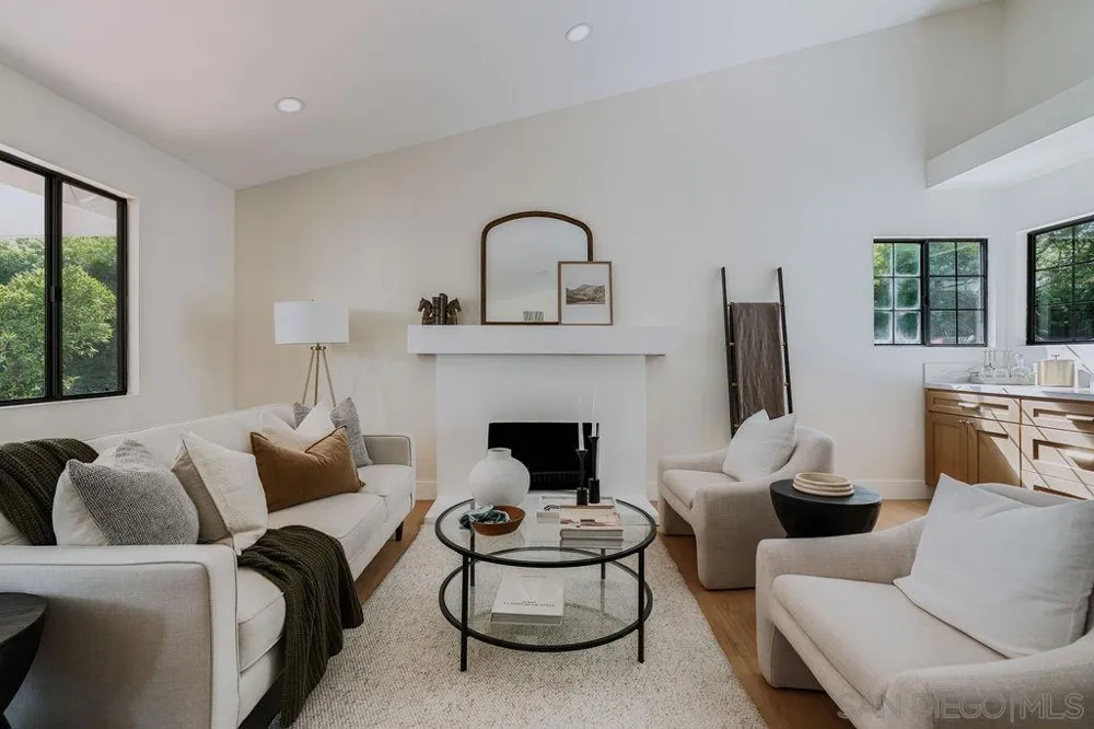 1451 Ventana Dr Escondido, CA 92029