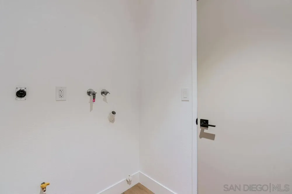 1451 Ventana Dr Escondido, CA 92029