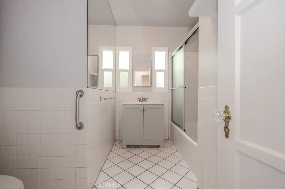 6229 Agnes Avenue North Hollywood, CA 91606