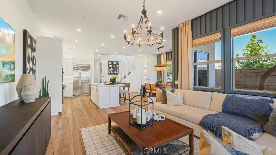1525 Snowberry Place Montebello, CA 90640