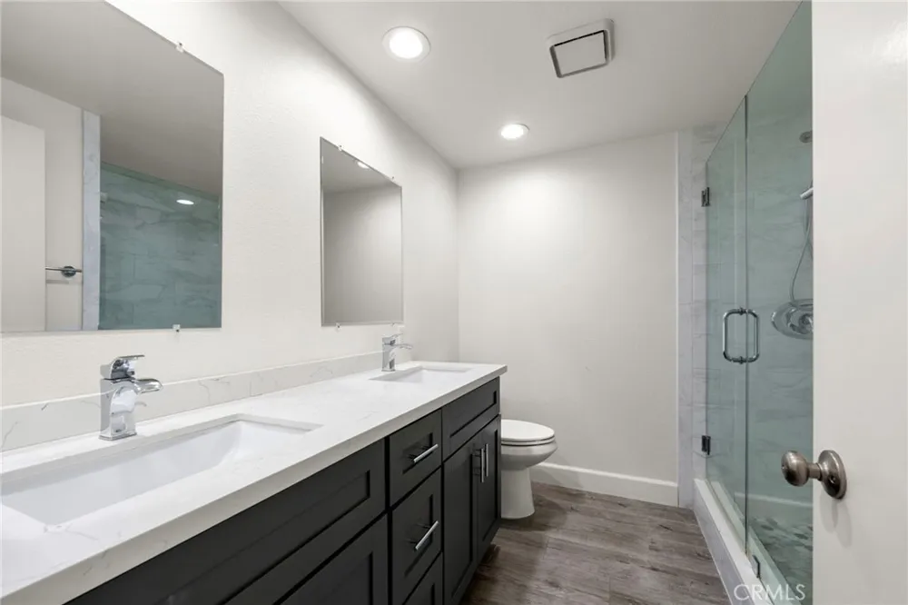 22262 Summit Hill Lake Forest, CA 92630