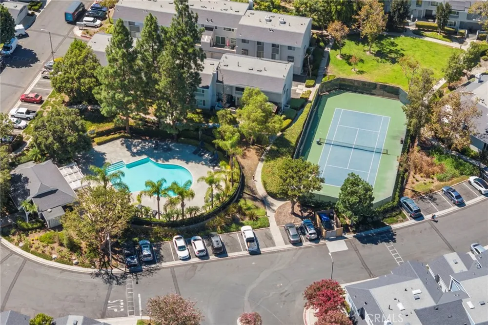 22262 Summit Hill Lake Forest, CA 92630