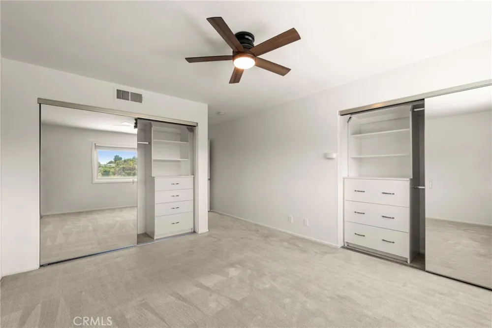 22262 Summit Hill Lake Forest, CA 92630