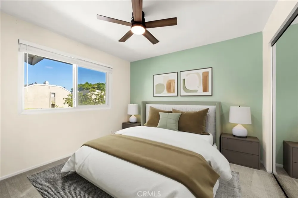 22262 Summit Hill Lake Forest, CA 92630