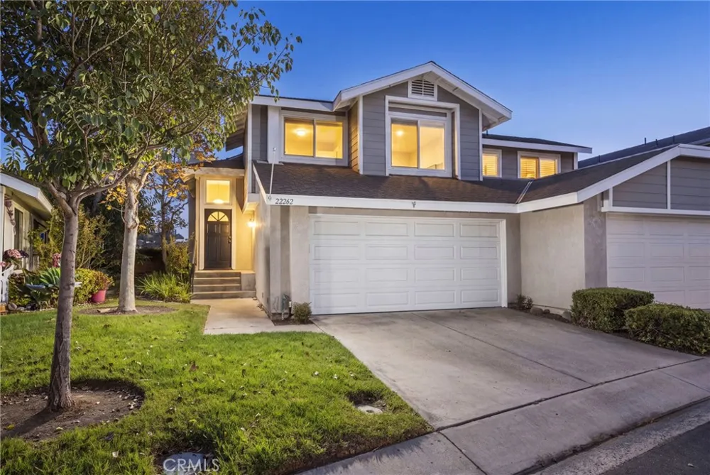22262 Summit Hill Lake Forest, CA 92630