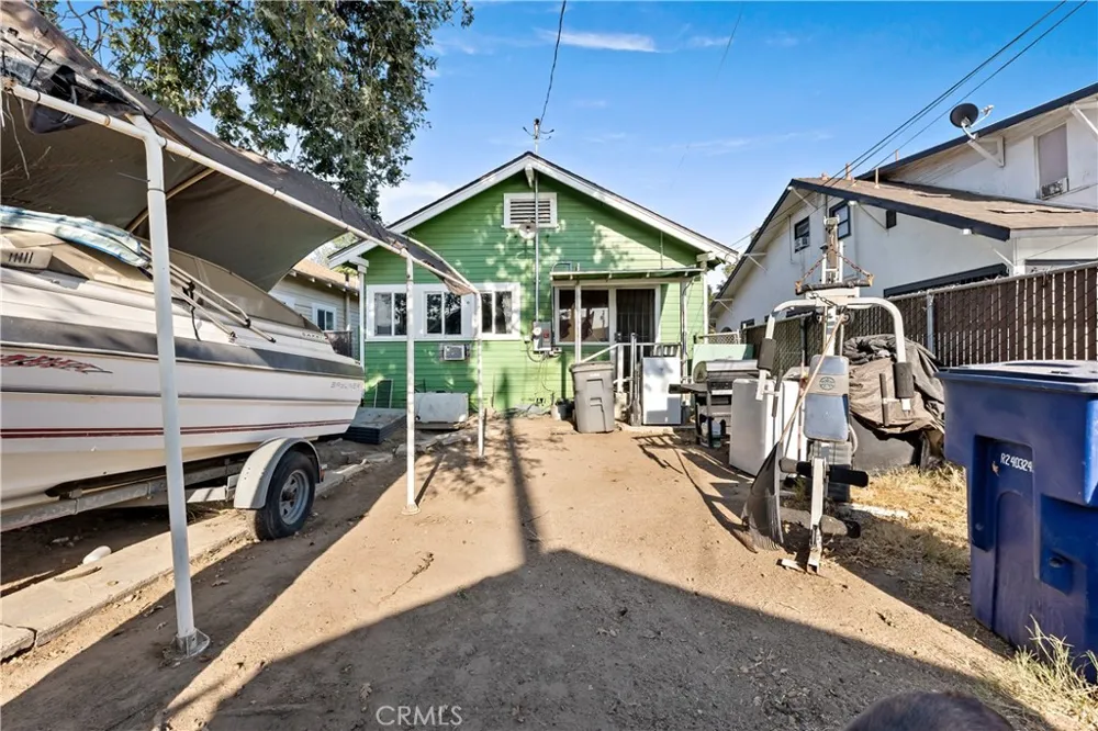 265 Effie Street Fresno, CA 93701