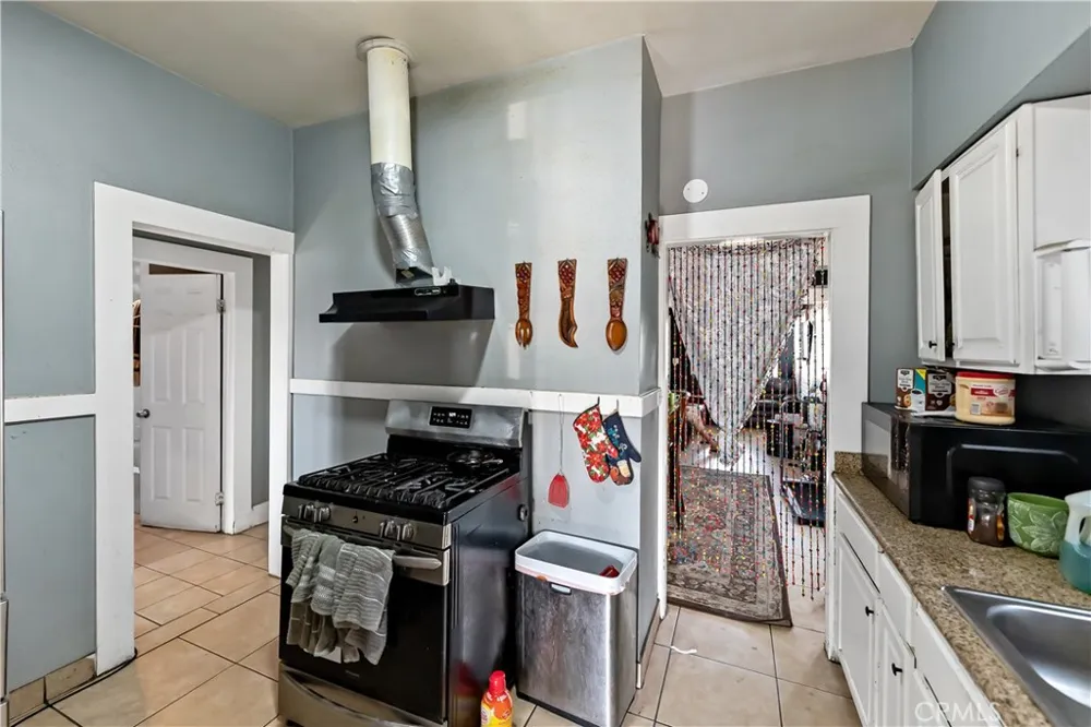 265 Effie Street Fresno, CA 93701