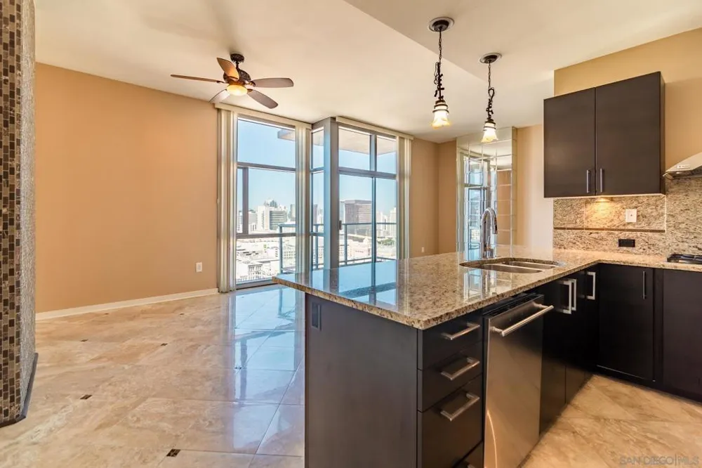 800 The Mark Ln #2301 San Diego, CA 92101