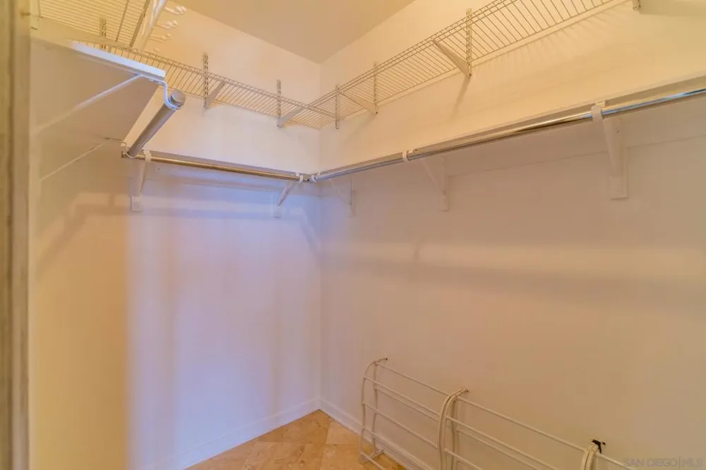 800 The Mark Ln #2301 San Diego, CA 92101