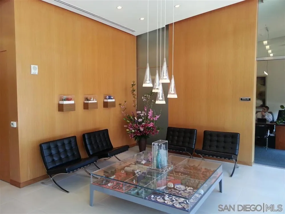 800 The Mark Ln #2301 San Diego, CA 92101