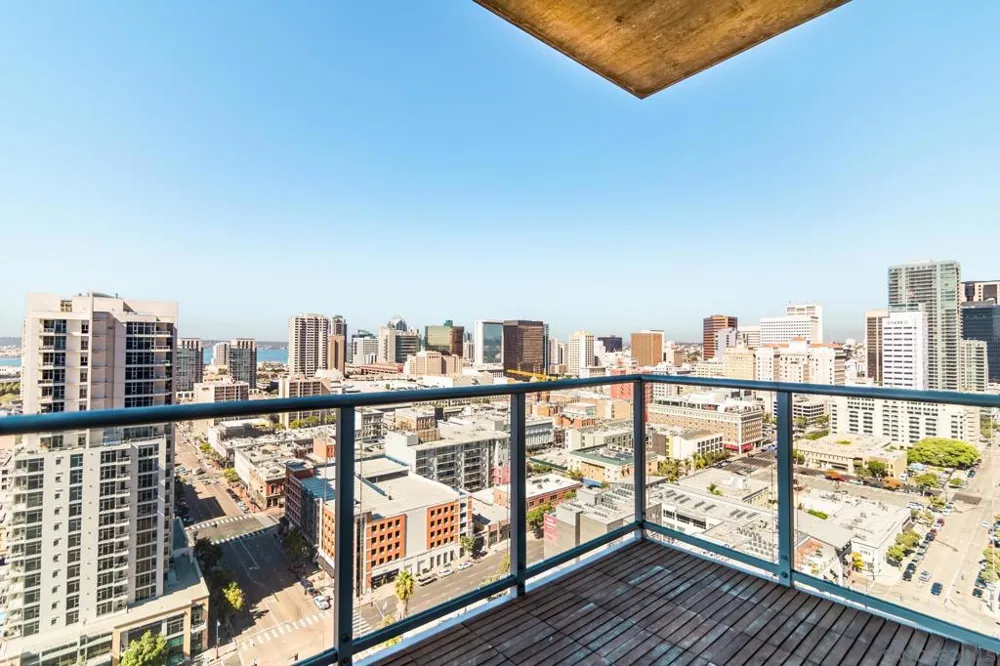 800 The Mark Ln #2301 San Diego, CA 92101