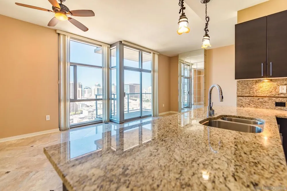 800 The Mark Ln #2301 San Diego, CA 92101