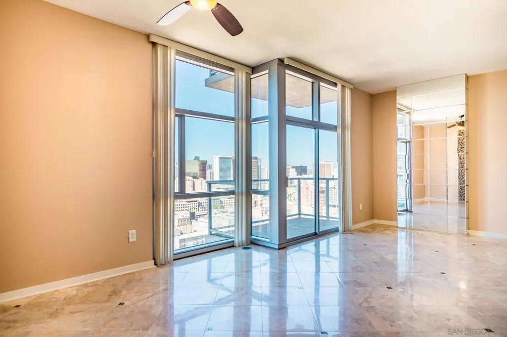 800 The Mark Ln #2301 San Diego, CA 92101