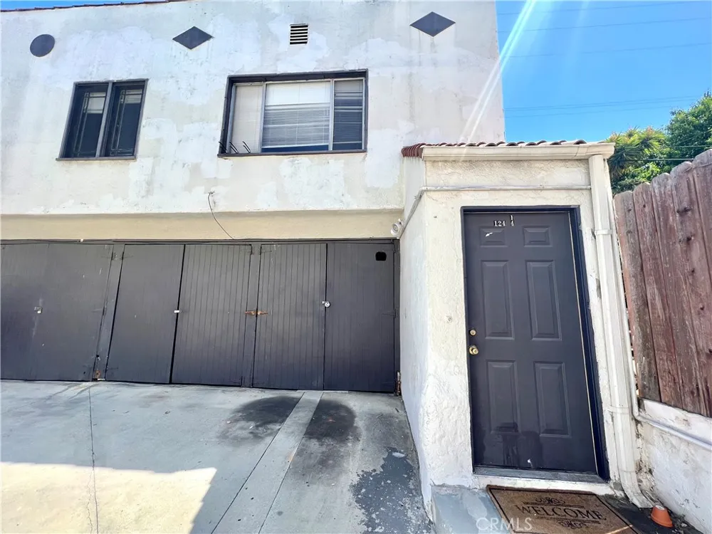 124 S Westmoreland Ave Los Angeles, CA 90004
