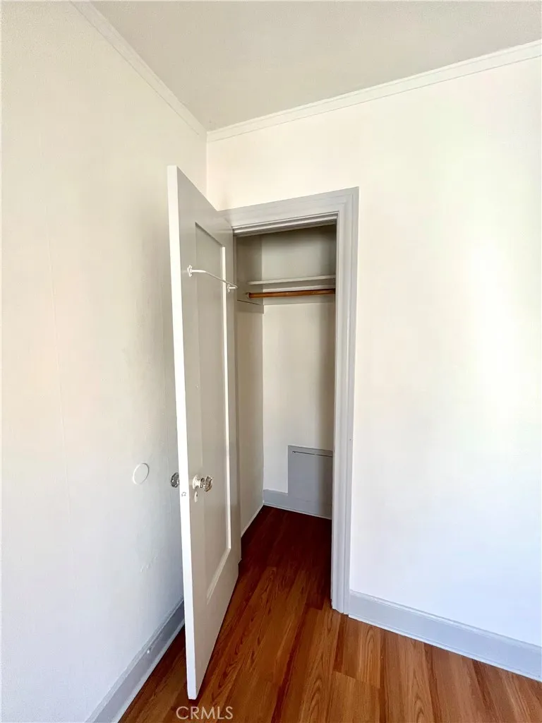 124 S Westmoreland Ave Los Angeles, CA 90004