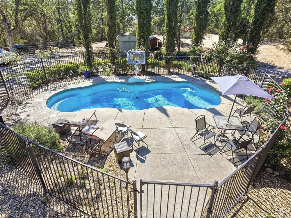 46004 Spring Trail Coarsegold, CA 93614
