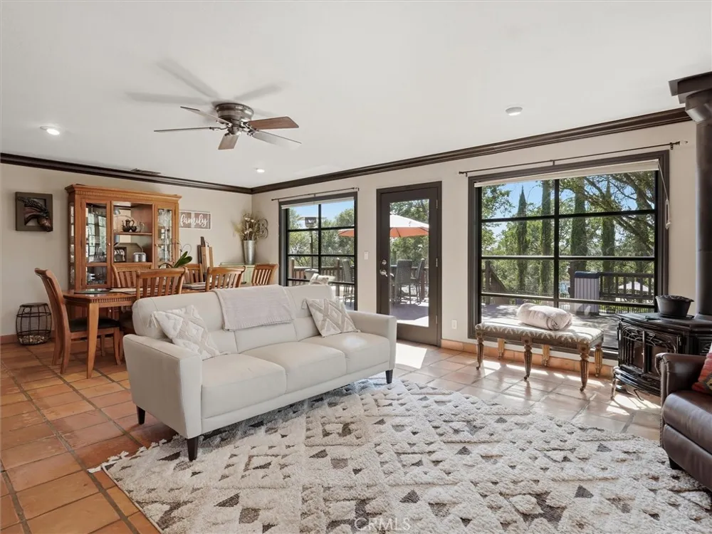 46004 Spring Trail Coarsegold, CA 93614