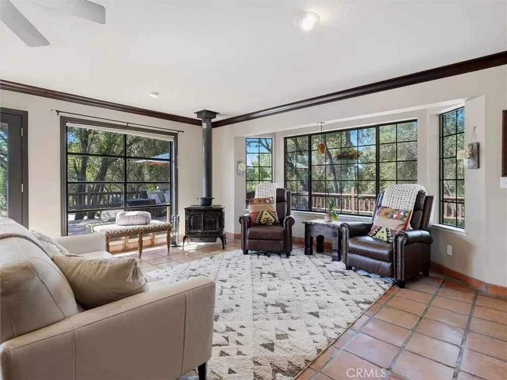 46004 Spring Trail Coarsegold, CA 93614