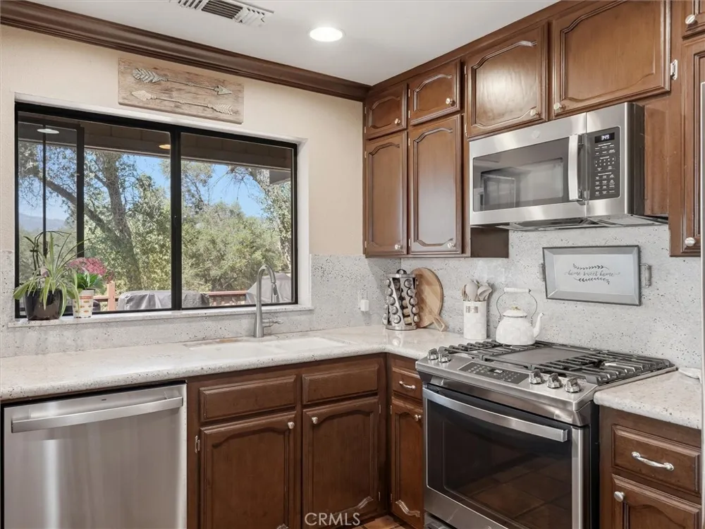 46004 Spring Trail Coarsegold, CA 93614