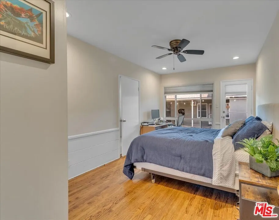 12430 Cumpston Street Valley Village, CA 91607