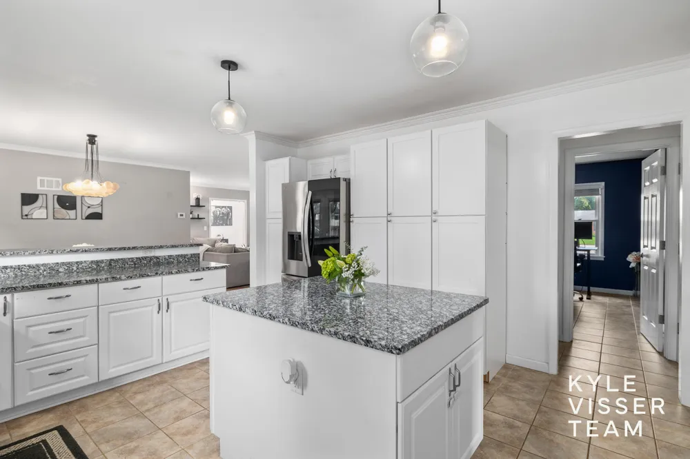 3030 Cascade Road SE East Grand Rapids, MI 49506