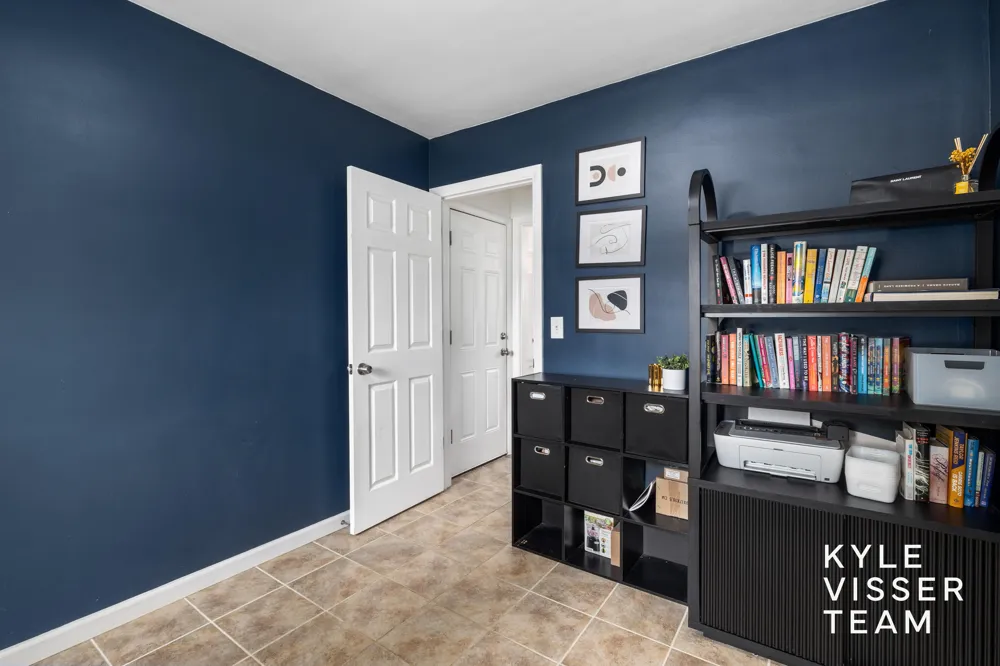 3030 Cascade Road SE East Grand Rapids, MI 49506