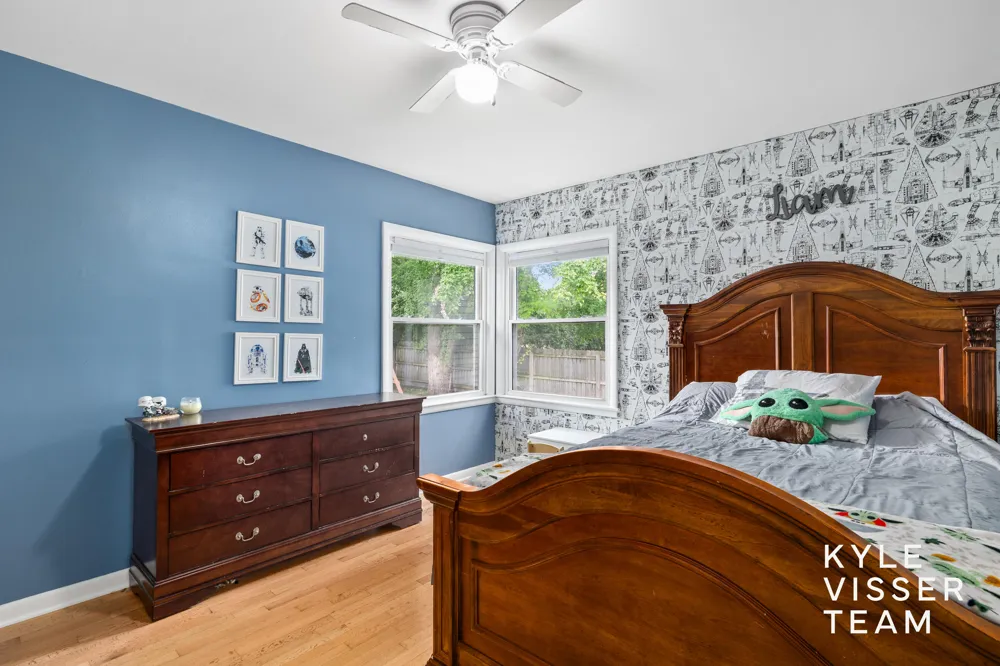 3030 Cascade Road SE East Grand Rapids, MI 49506