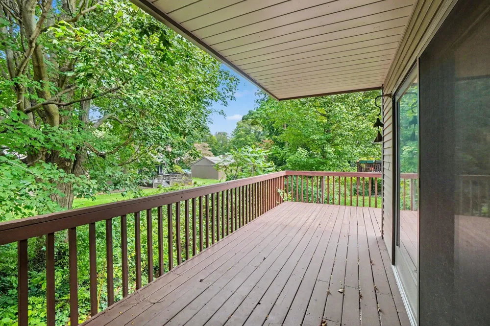 559 Spring Lane Holland, MI 49423
