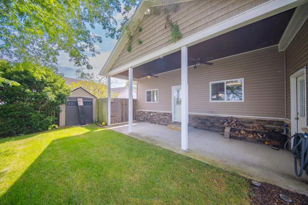 5065 Pine Drive Jackson, MI 49201