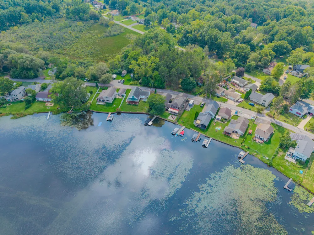 5065 Pine Drive Jackson, MI 49201