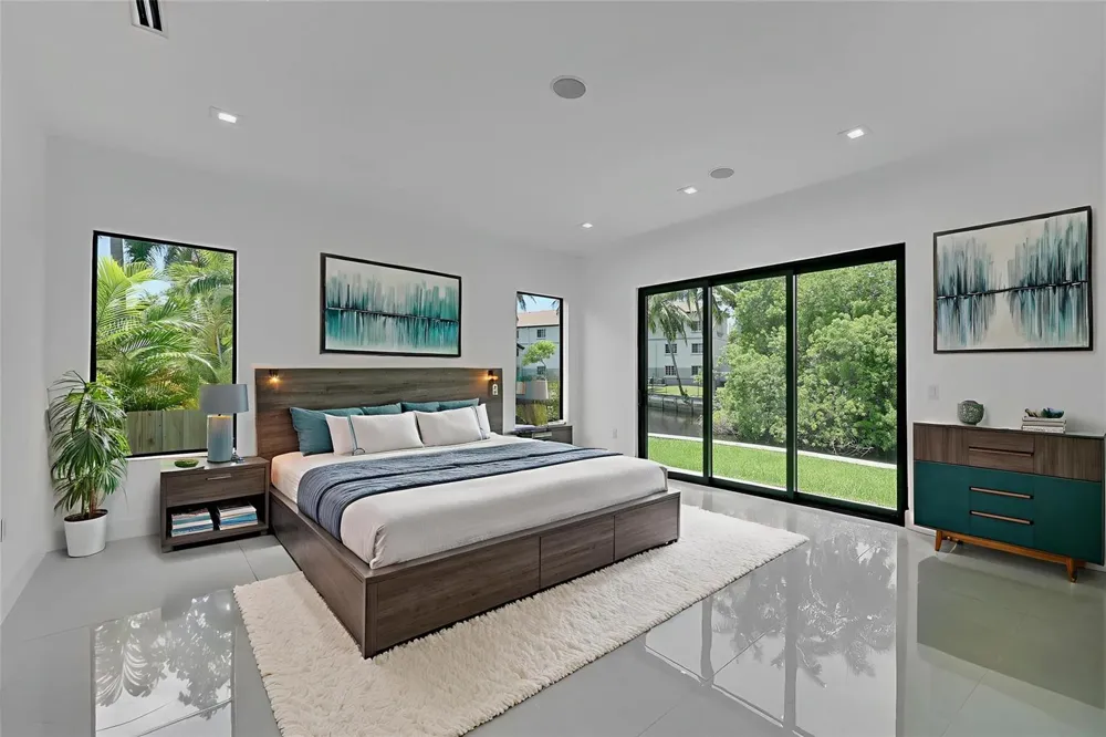656 NW 21st Street Fort Lauderdale, FL 33311