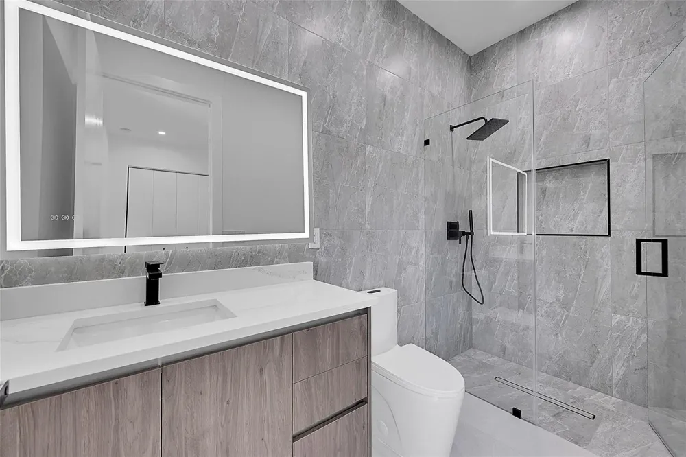 656 NW 21st Street Fort Lauderdale, FL 33311