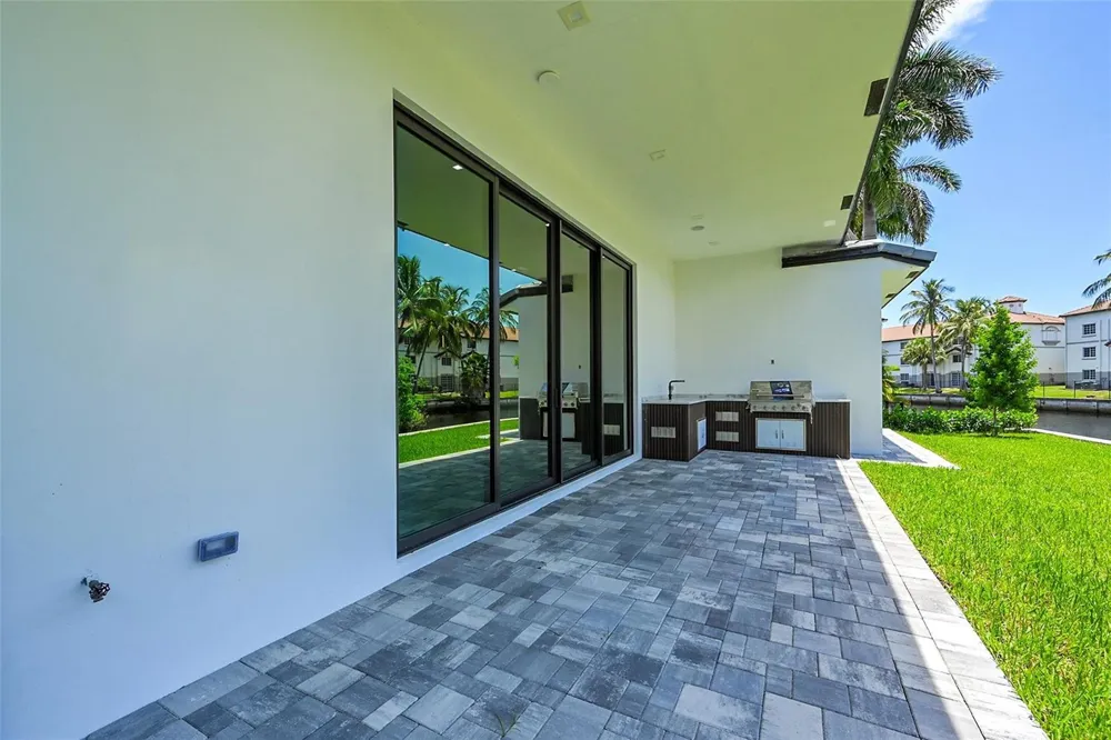 656 NW 21st Street Fort Lauderdale, FL 33311