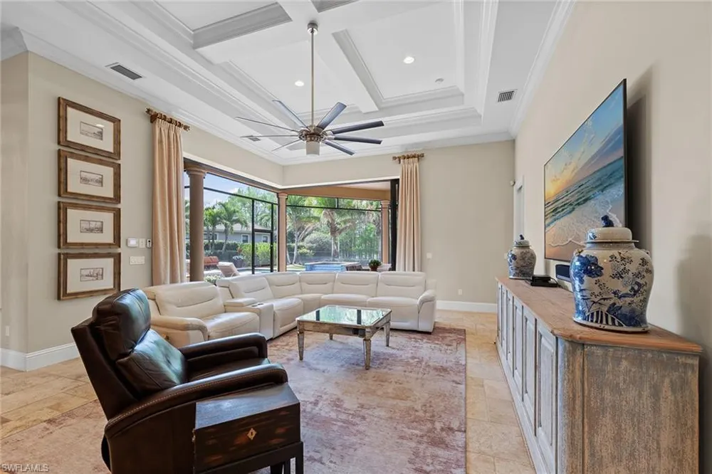 6081 Tamworth Court Naples, FL 34119